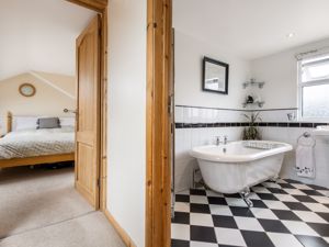 Photo 27- click for photo gallery